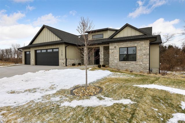 170 Pleasant Hill Drive NW, Swisher, IA 52338