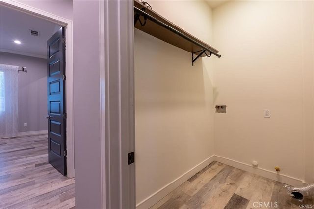 6940 Peach Avenue, Van Nuys, CA 91406