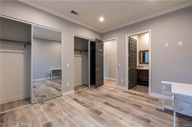 6940 Peach Avenue, Van Nuys, CA 91406