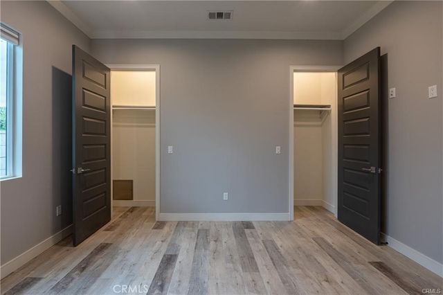 6940 Peach Avenue, Van Nuys, CA 91406