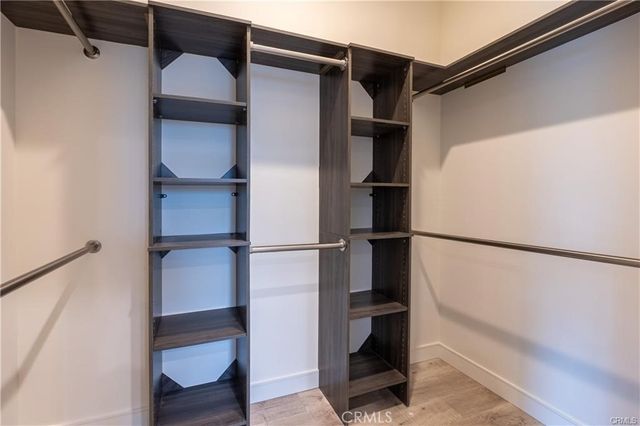 6940 Peach Avenue, Van Nuys, CA 91406