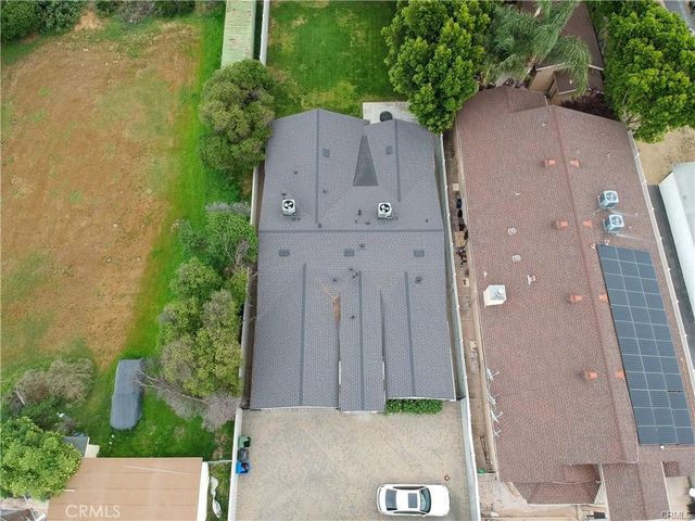 6940 Peach Avenue, Van Nuys, CA 91406