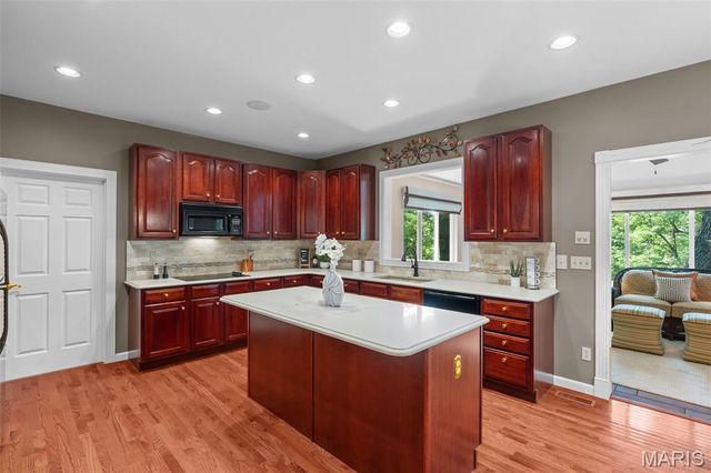 991 Sheffield Forest Court, Wildwood, MO 63021