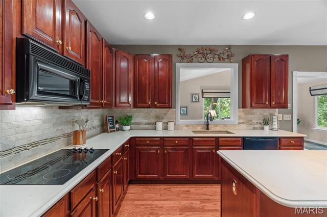 991 Sheffield Forest Court, Wildwood, MO 63021