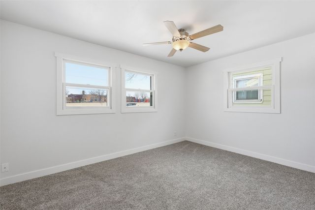 3740 F Avenue NE, Cedar Rapids, IA 52402