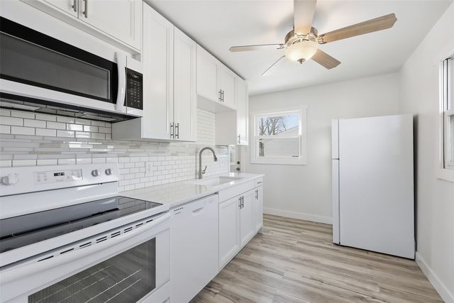 3740 F Avenue NE, Cedar Rapids, IA 52402