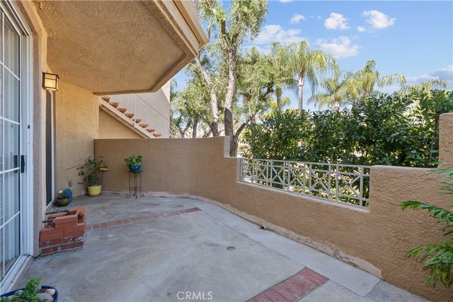 23609 Del Monte Drive 295, Valencia, CA 91355