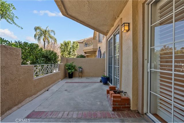 23609 Del Monte Drive 295, Valencia, CA 91355