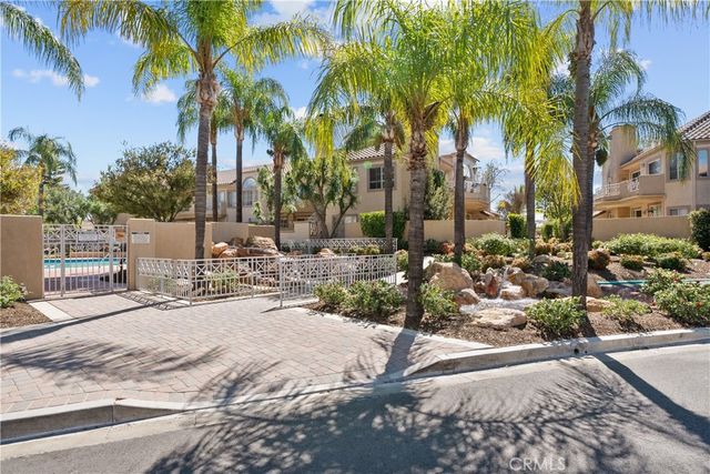 23609 Del Monte Drive 295, Valencia, CA 91355