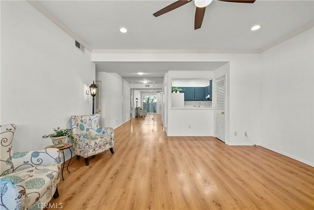 23609 Del Monte Drive 295, Valencia, CA 91355