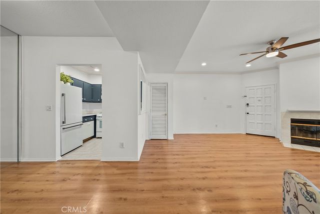 23609 Del Monte Drive 295, Valencia, CA 91355