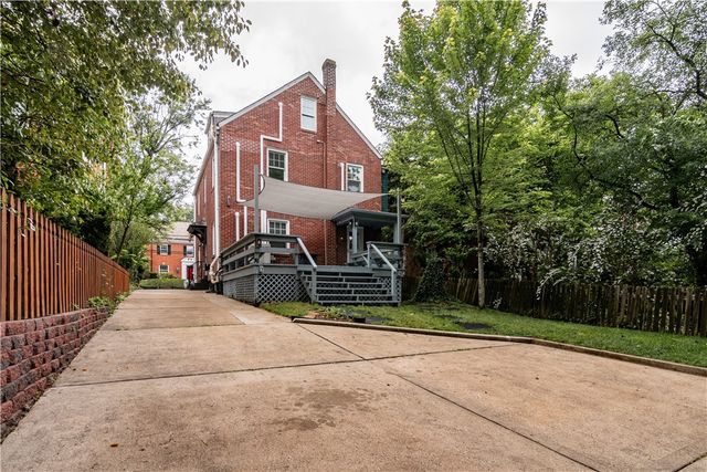 1156 S Negley Ave, Squirrel Hill, PA 15217