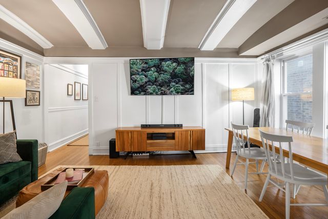 846 W GUNNISON Street 2W, Chicago, IL 60640