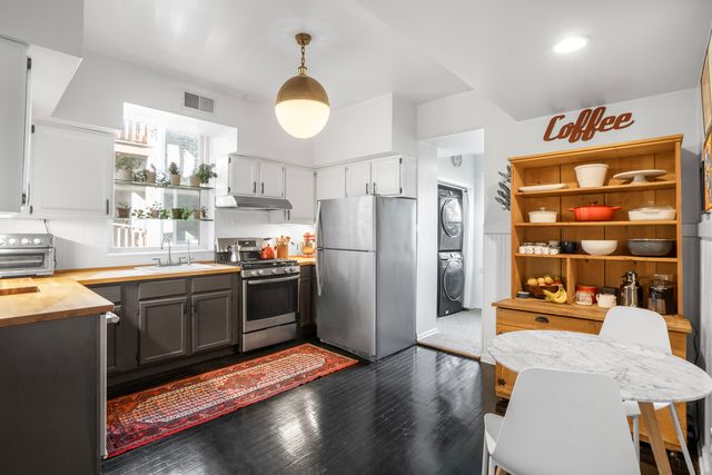 846 W GUNNISON Street 2W, Chicago, IL 60640