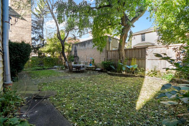 846 W GUNNISON Street 2W, Chicago, IL 60640