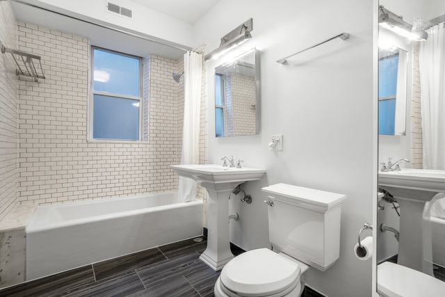 846 W GUNNISON Street 2W, Chicago, IL 60640