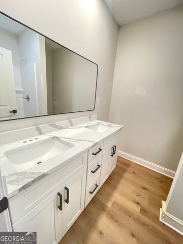 2447 Terrace View NW, Gainesville, GA 30501