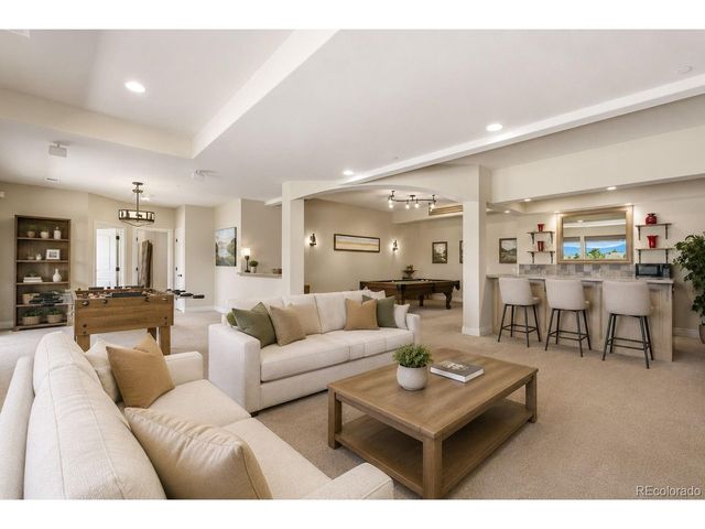395 Young Cir, Castle Rock, CO 80104