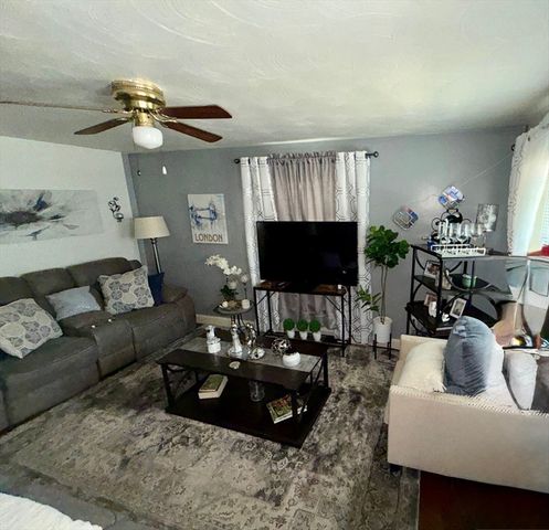 150 Jackson St, Lynn, MA 01902