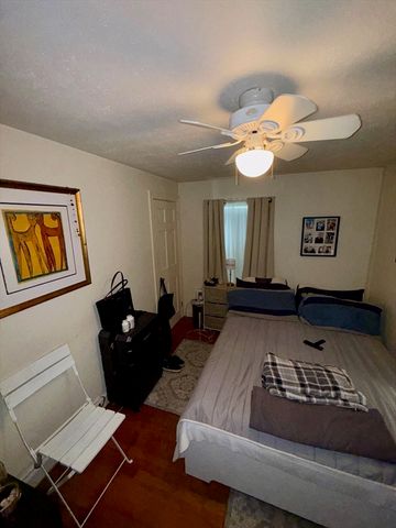 150 Jackson St, Lynn, MA 01902