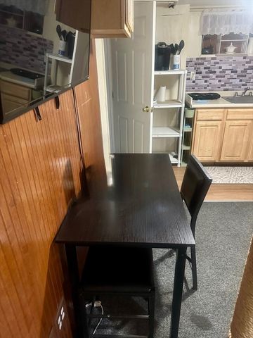 150 Jackson St, Lynn, MA 01902
