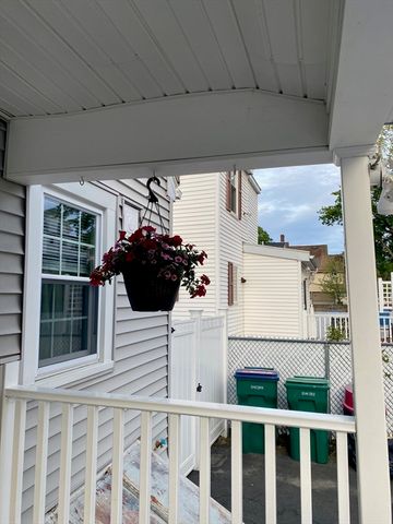 150 Jackson St, Lynn, MA 01902