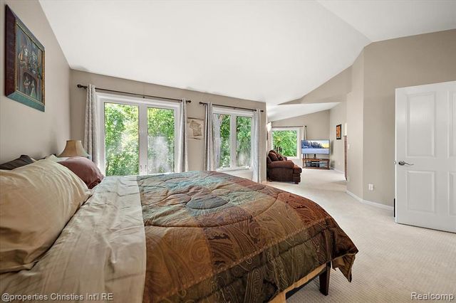 2685 Elizabeth Lane, West Bloomfield, MI 48324