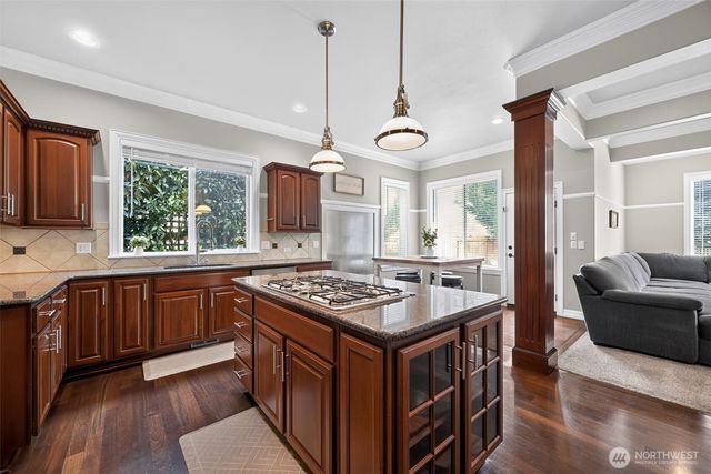 27476 254th Way SE, Maple Valley, WA 98038