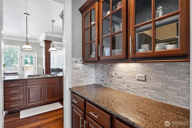 27476 254th Way SE, Maple Valley, WA 98038