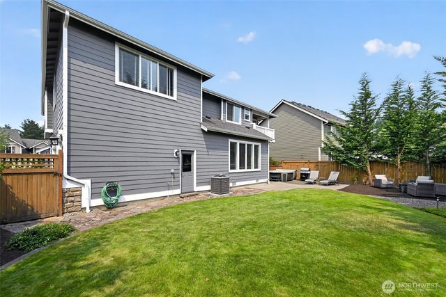 27476 254th Way SE, Maple Valley, WA 98038