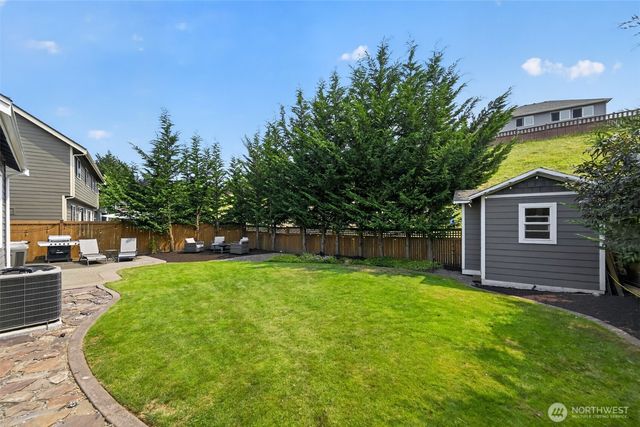 27476 254th Way SE, Maple Valley, WA 98038