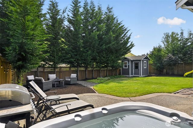 27476 254th Way SE, Maple Valley, WA 98038