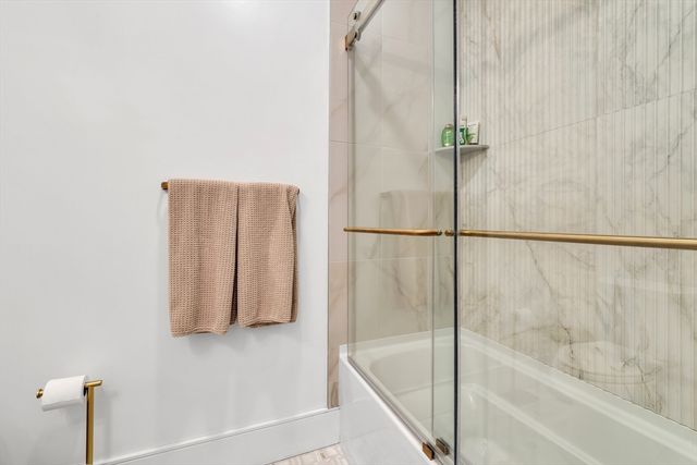 17 Josiah Path, Falmouth, MA 02540