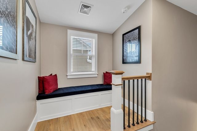 17 Josiah Path, Falmouth, MA 02540