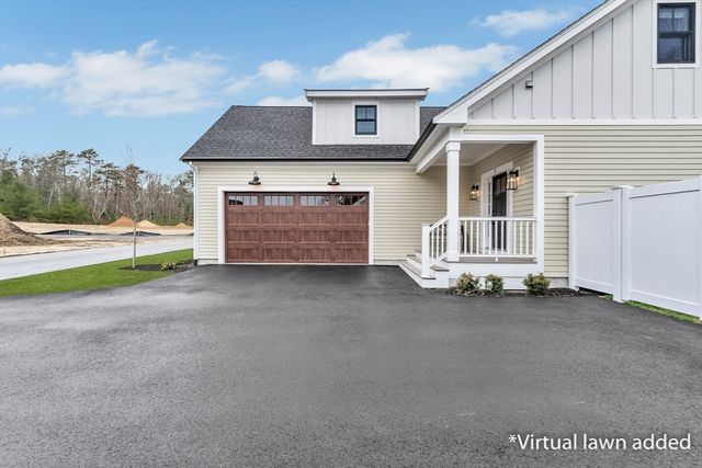 17 Josiah Path, Falmouth, MA 02540