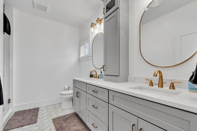 17 Josiah Path, Falmouth, MA 02540