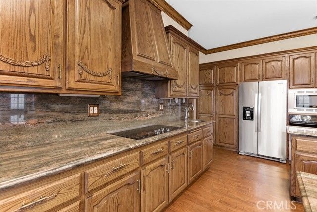 37289 Valgio Dr, Calimesa, CA 92320