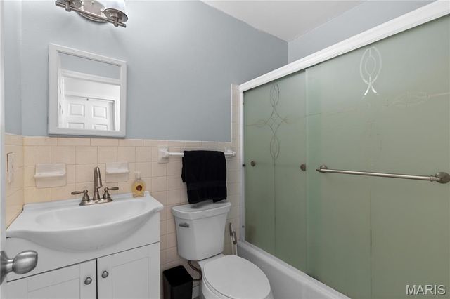 18 Kenworth Drive, St Peters, MO 63376