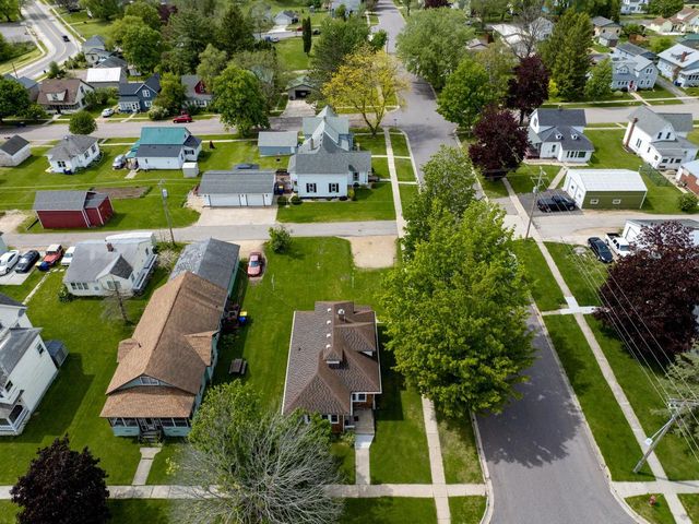 647 Pine Avenue, Hillsboro, WI 54634