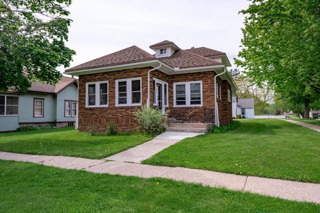 647 Pine Avenue, Hillsboro, WI 54634