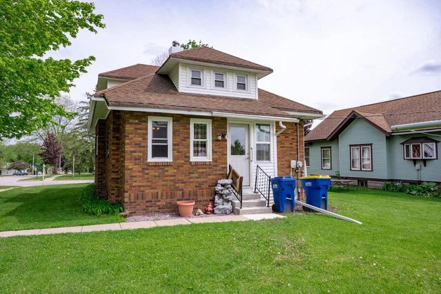 647 Pine Avenue, Hillsboro, WI 54634