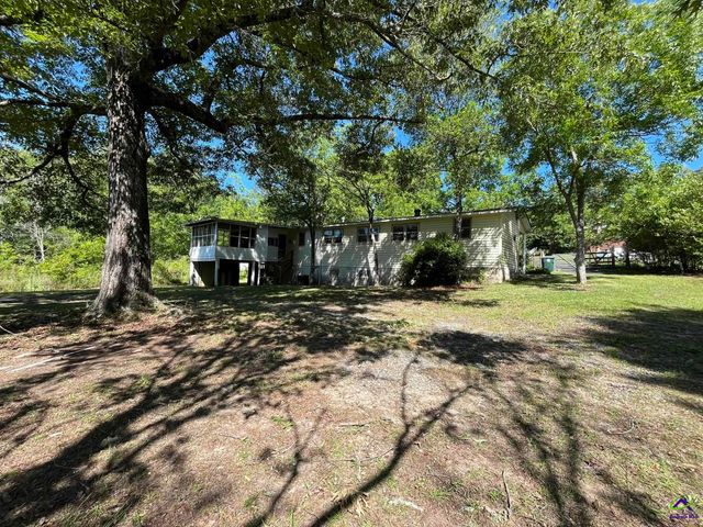 4401 Crystal Lake Drive, Macon, GA 31217