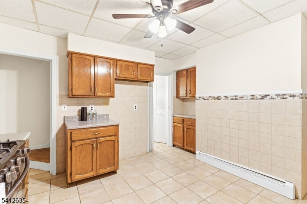 72 Lang St, Newark City, NJ 07105 — photo 4
