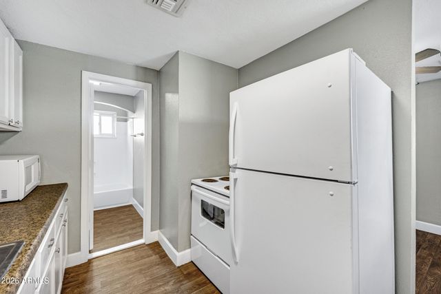 2238 E TAYLOR Street, Phoenix, AZ 85006