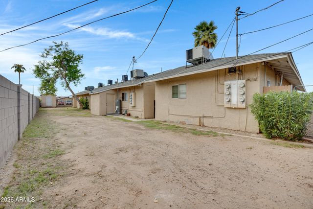 2238 E TAYLOR Street, Phoenix, AZ 85006