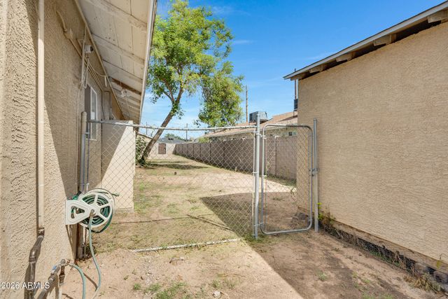 2238 E TAYLOR Street, Phoenix, AZ 85006