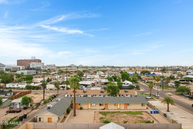 2238 E TAYLOR Street, Phoenix, AZ 85006