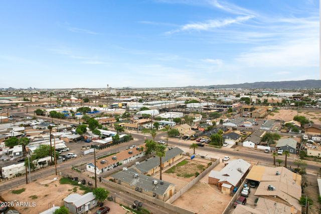 2238 E TAYLOR Street, Phoenix, AZ 85006