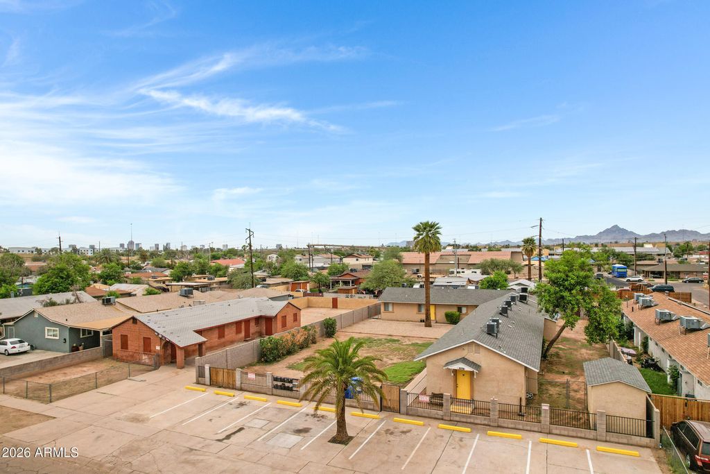 2238 E TAYLOR Street, Phoenix, AZ 85006 — photo 2