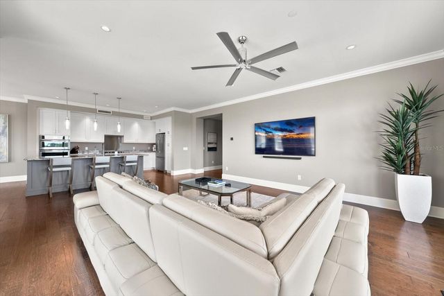 85 BELLEVIEW BOULEVARD 401, Belleair, FL 33756